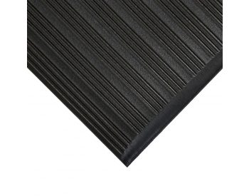 Foto - Černá gumová protiskluzová protiúnavová průmyslová rohož - 18,3 m x 120 cm x 0,9 cm