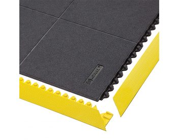 Foto - Černá gumová modulární průmyslová rohož Cushion Ease Solid - délka 91 cm, šířka 91 cm a výška 1,9 cm