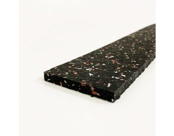 Foto - Černo-bílo-červená gumová soklová podlahová lišta FLOMA FitFlo SF1050 - 200 x 7 cm a tloušťka 0,8 cm