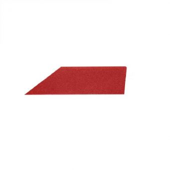 Červený pravý nájezd (roh) pro gumové dlaždice - délka 75 cm, šířka 30 cm a výška 2 cm
