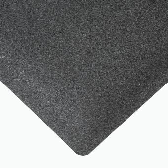 Černá protiúnavová průmyslová rohož pro svářeče Pebble Trax - 2280 x 91 x 1,27 cm